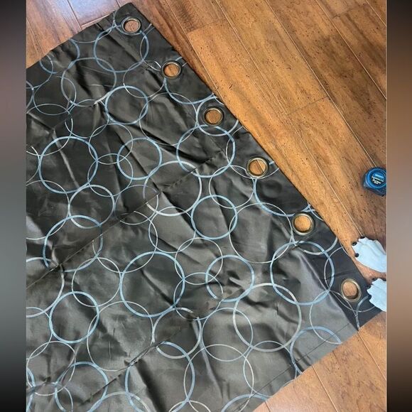 eclipse Blackout Curtain Panel Energy Efficient 42 X 84 (3 panels) - Picture 5 of 7